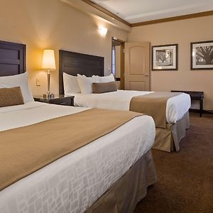 Queen Suite Two Queen Beds Accessible